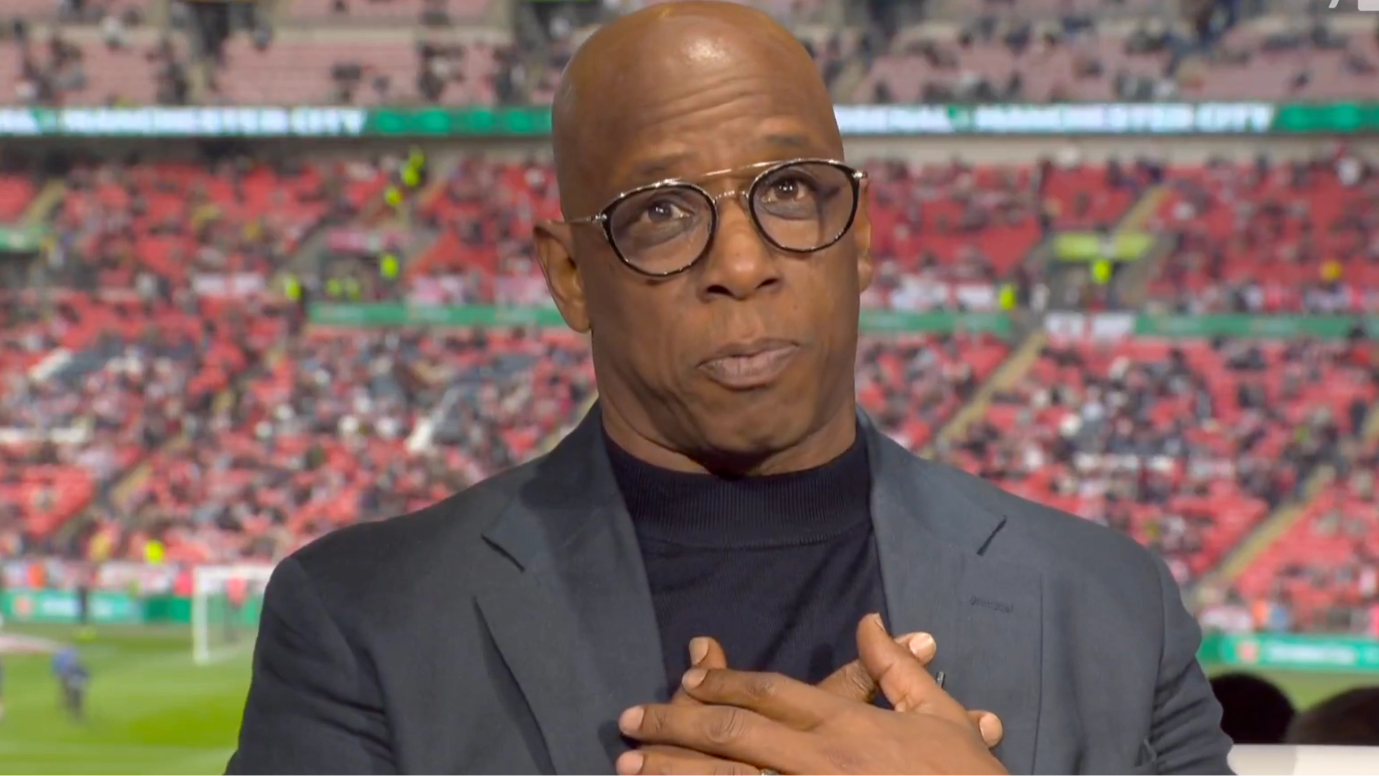 Ian Wright's insane shooting drill shows how good professional footballers really are