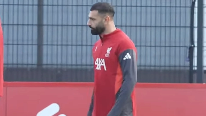 Dominik Szoboszlai's Reaction to Mo Salah Spotted in Training Amid Arne Slot Row