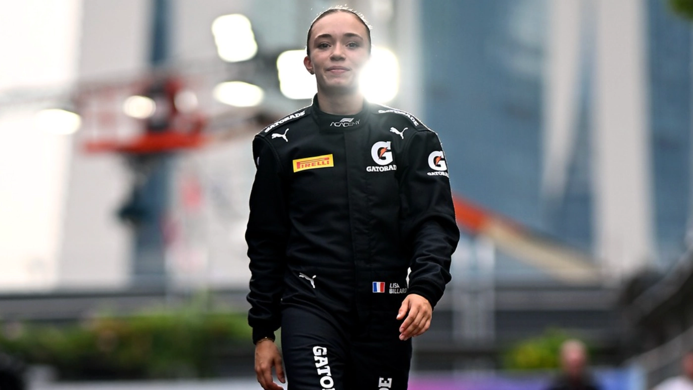 F1 Confirm Youngest-Ever Female Driver as 'Wild Card' for Singapore GP