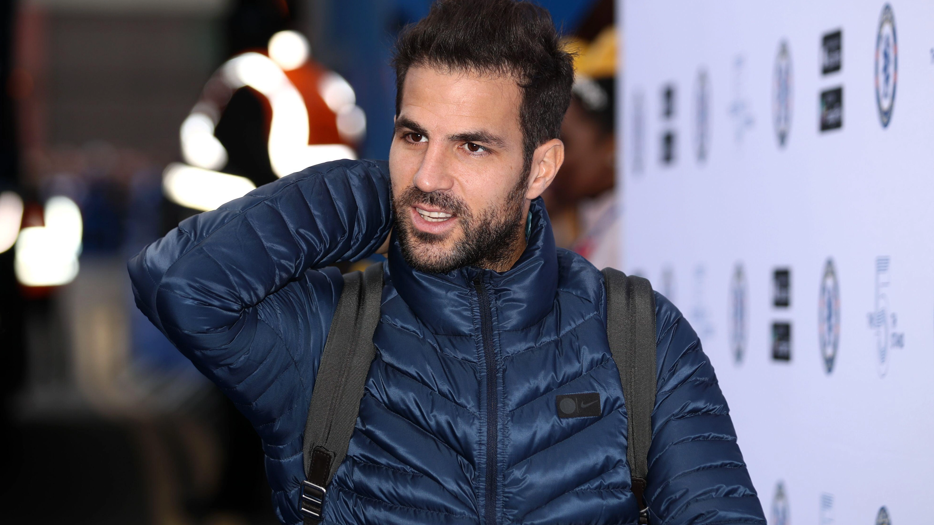 Former Chelsea star wowed by Liverpool defender and makes Dani Alves comparison