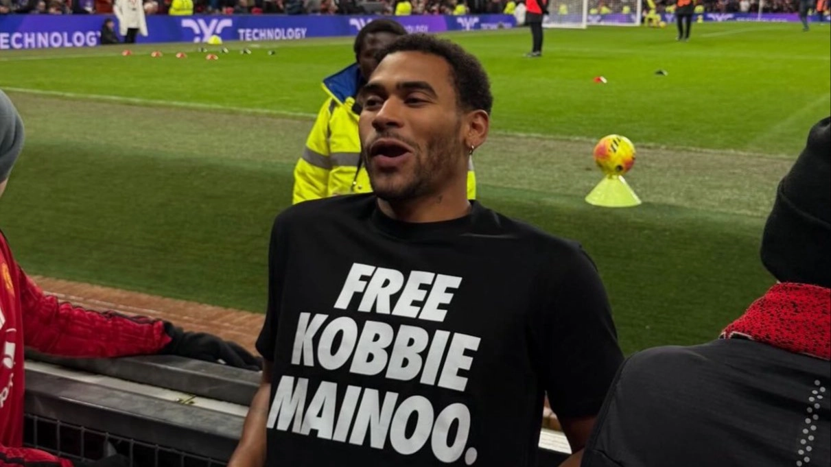 Man Utd Fans Fume After Spotting Who 'Liked' Kobbie Mainoo T-Shirt Post