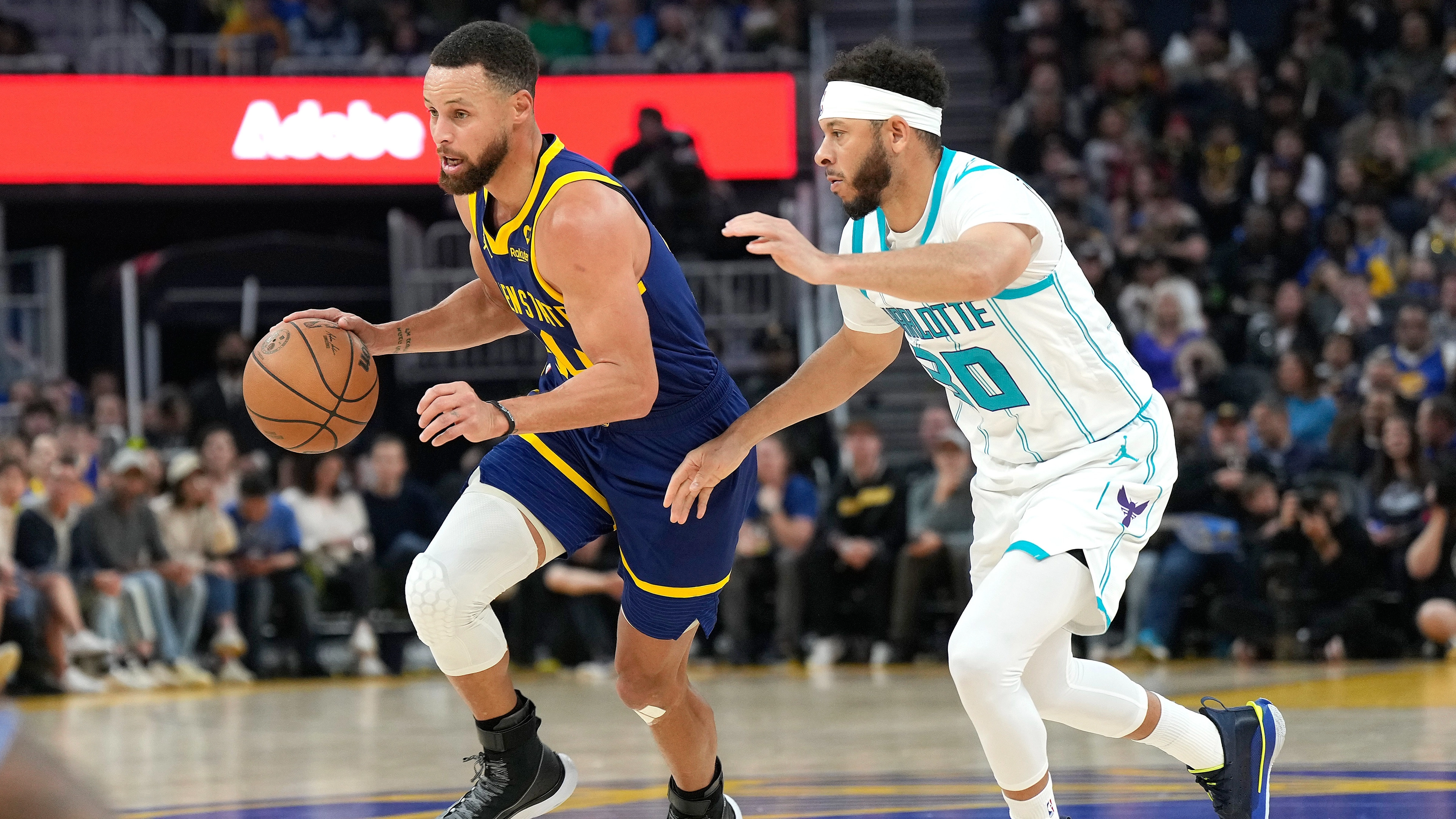 Seth Curry's New Salary at Warriors Compared to Brother Steph
