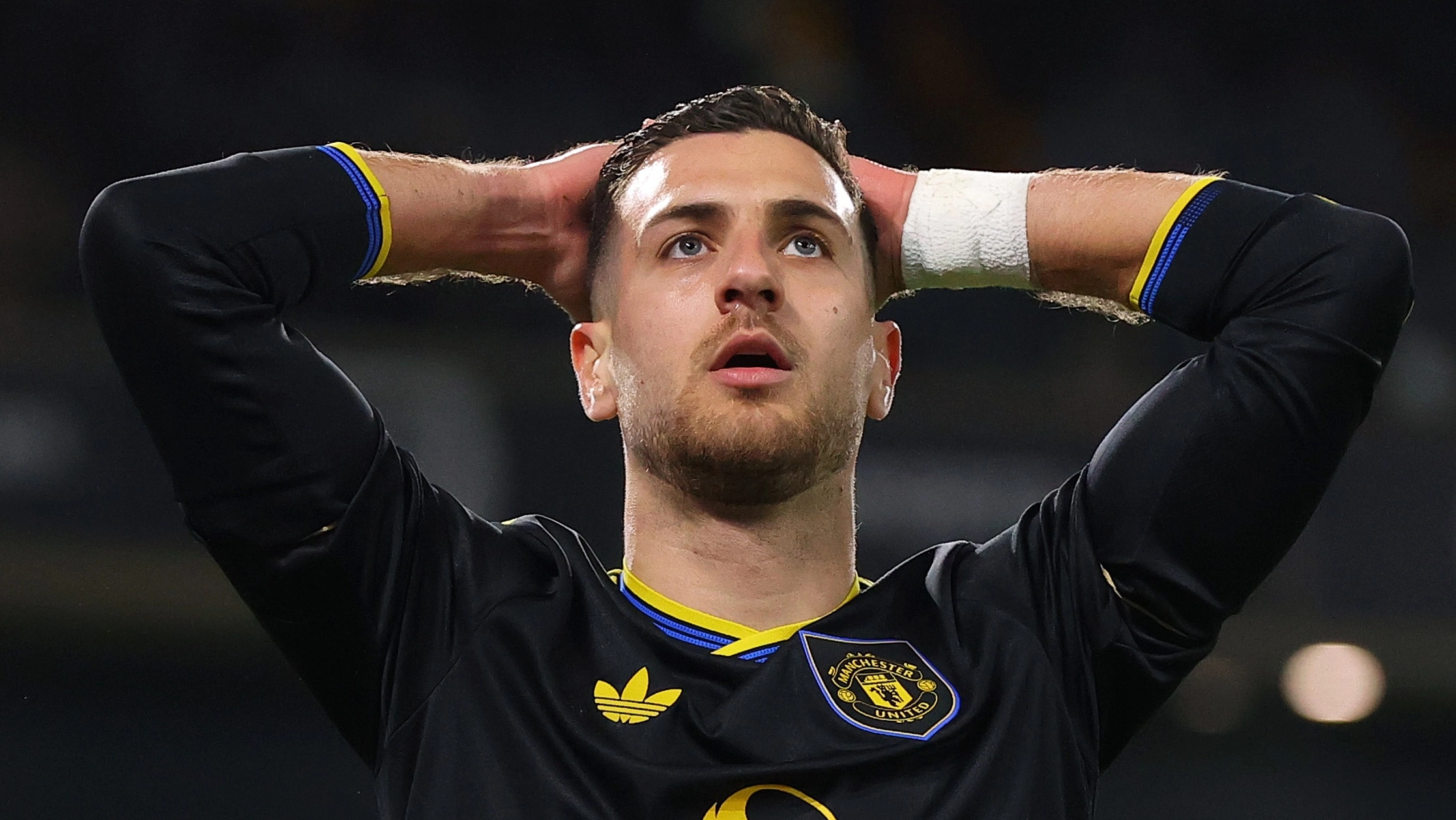 Diogo Dalot Sends Man Utd Player Telling Message After Ruben Amorim ‘Disrespect’