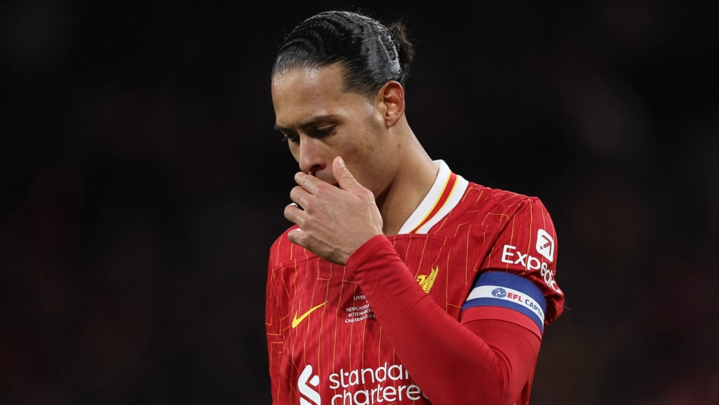 Commentator spots what Virgil van Dijk did seconds after Liverpool lost the Carabao Cup final in unaired moment