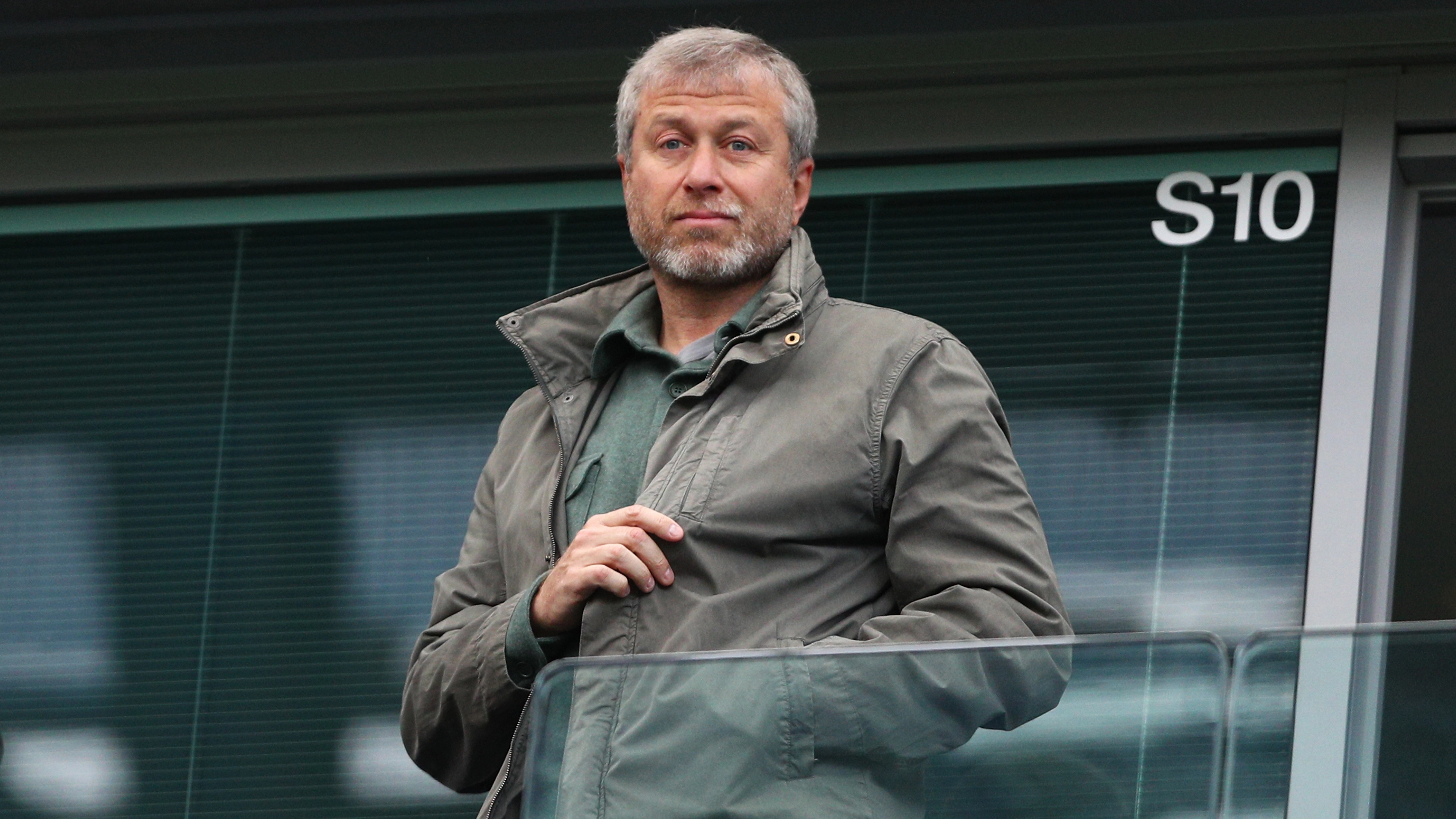 Roman Abramovich's 'insane' behaviour towards Chelsea manager when he was owner