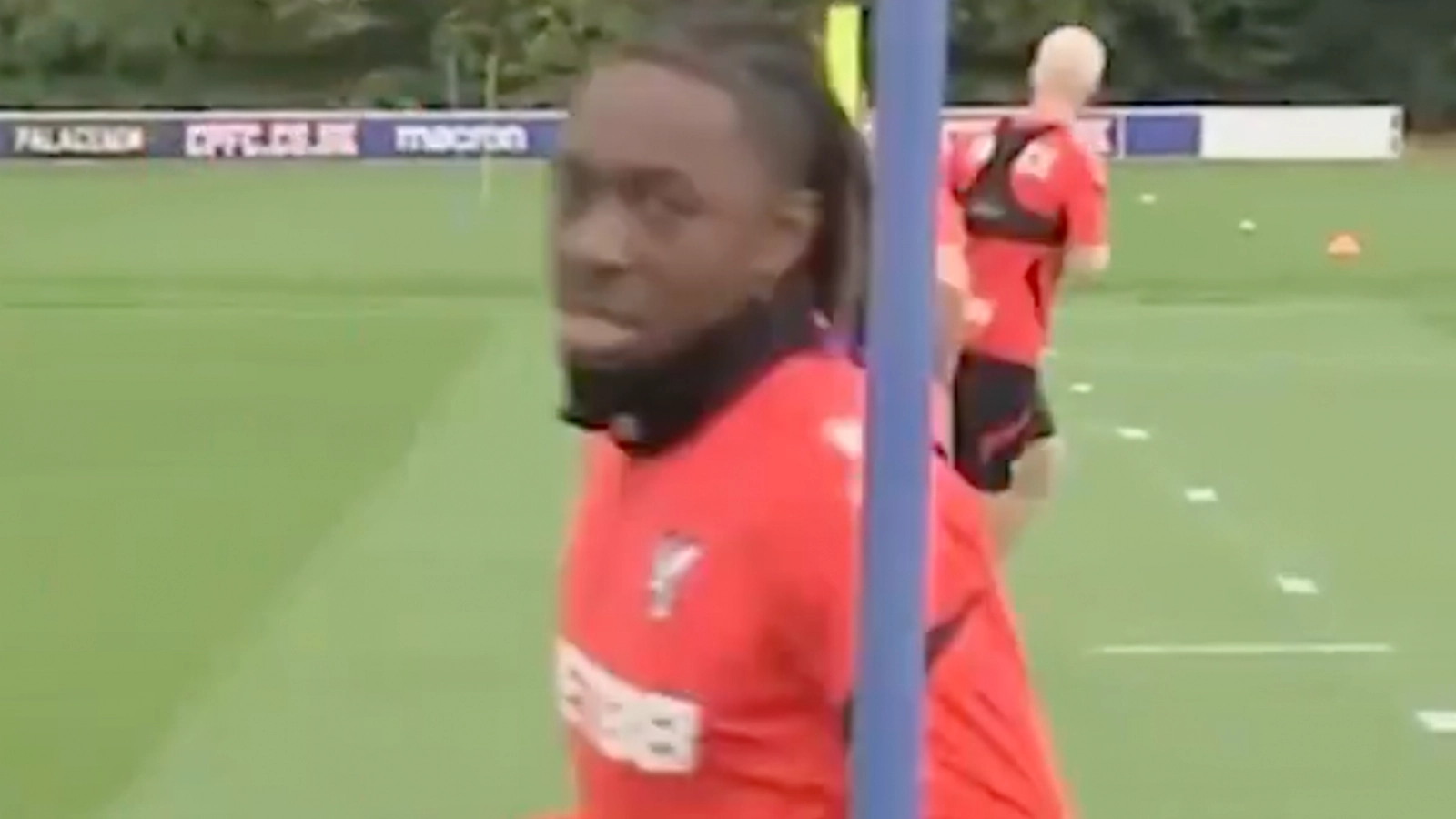 Eberechi Eze shuts down Sky Sports reporter in awkward moment on live TV