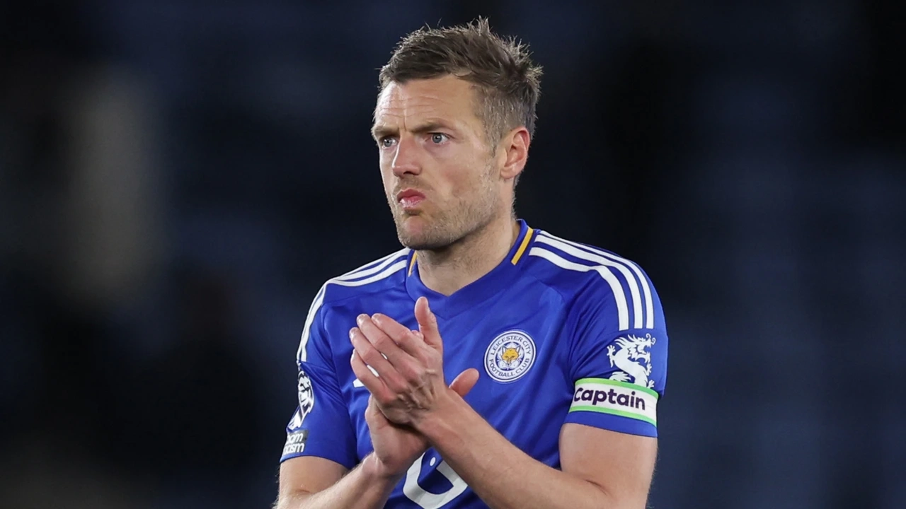 Premier League club enter race for Jamie Vardy after 'refusing' to sign for a Championship club amid Wrexham interest