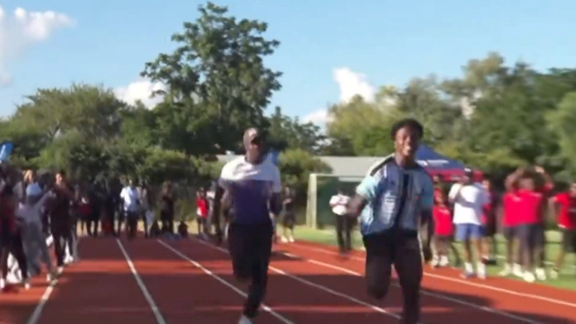 IShowSpeed Beats Olympic Sprint Champion Letsile Tebogo in 1v1 Race