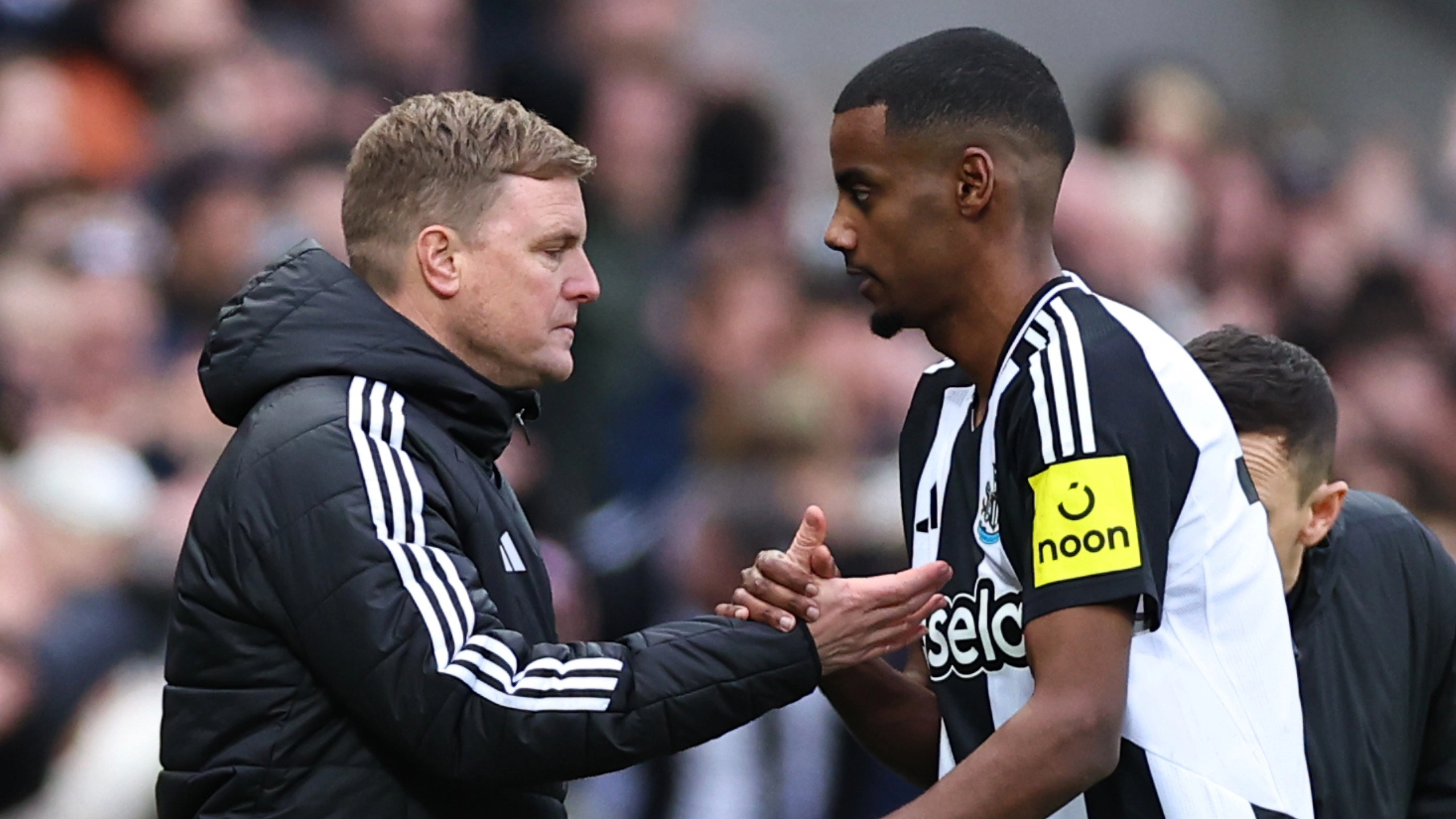 Newcastle decide top target to replace Alexander Isak if he completes Liverpool move and it's bad news for another Premier League club