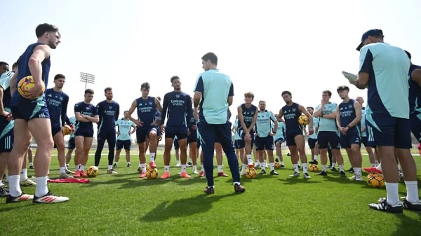 Arsenal handed another injury blow that could derail their Premier League title charge