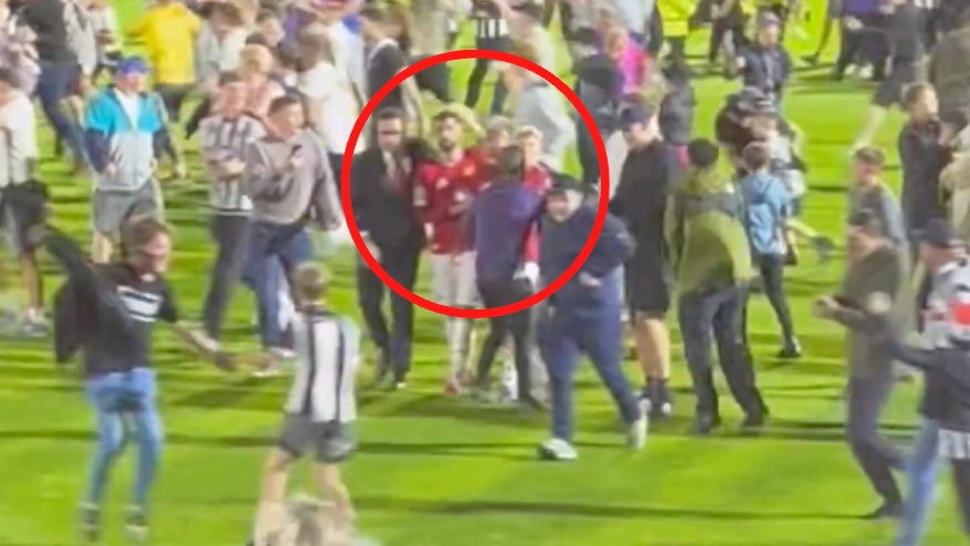 Man Utd fans spot what Bruno Fernandes did immediately after Grimsby defeat and it sums him up