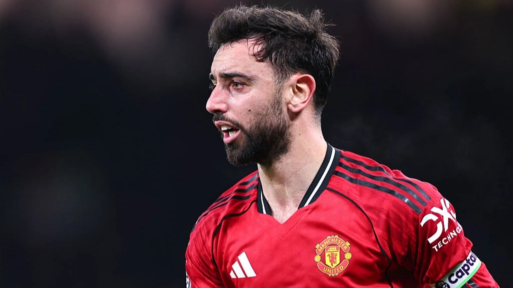 Bruno Fernandes Drops Man Utd Transfer Bombshell After Saudi Offer
