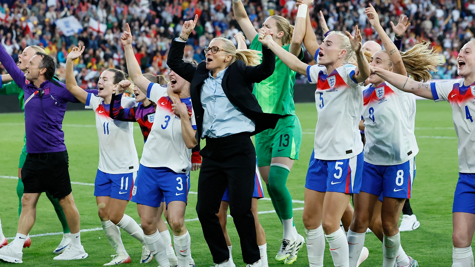 Sarina Wiegman speaks out after England player reveals she played whole of Euro 2025 with BROKEN LEG