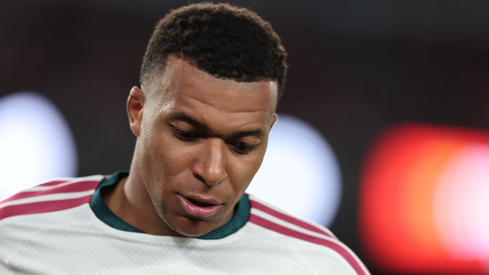 Kylian Mbappé and China controversy explained as TV broadcaster announces ban