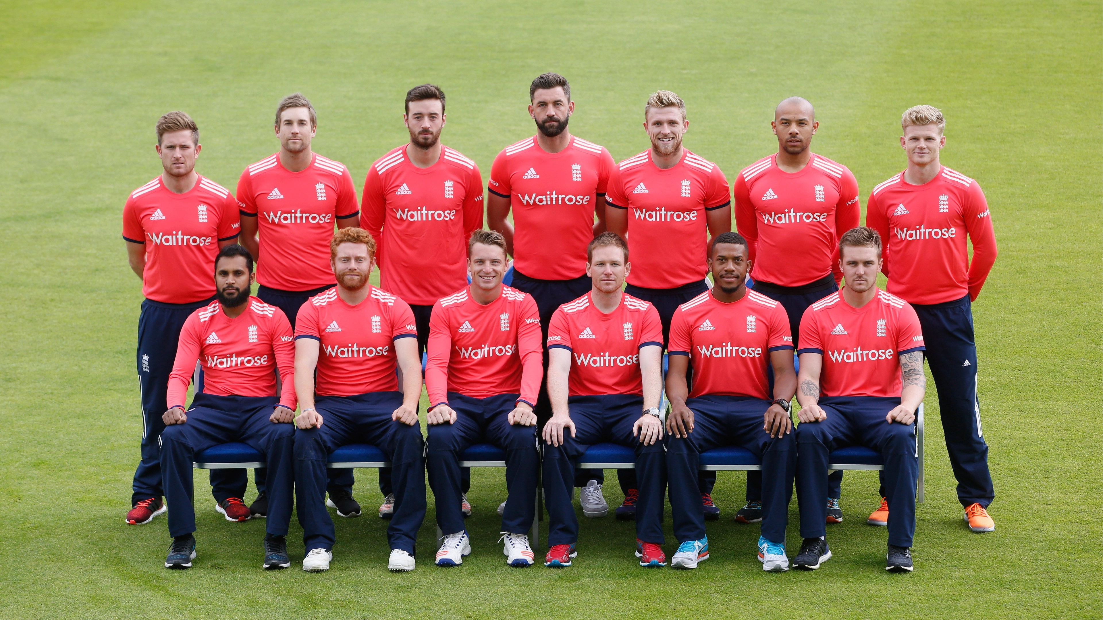 England Cricketer Sells OnlyFans Content for £3.70 Amid T20 World Cup Snub