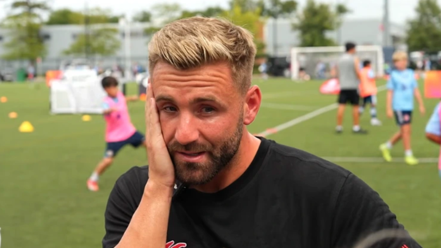 Luke Shaw calls Man Utd dressing room 'toxic' as he makes his feelings clear on their Premier League chances