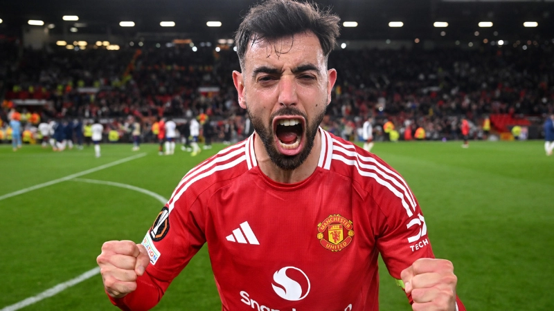 Bruno Fernandes praised for 'unbelievable' thing he did following Man Utd's Europa League win over Lyon