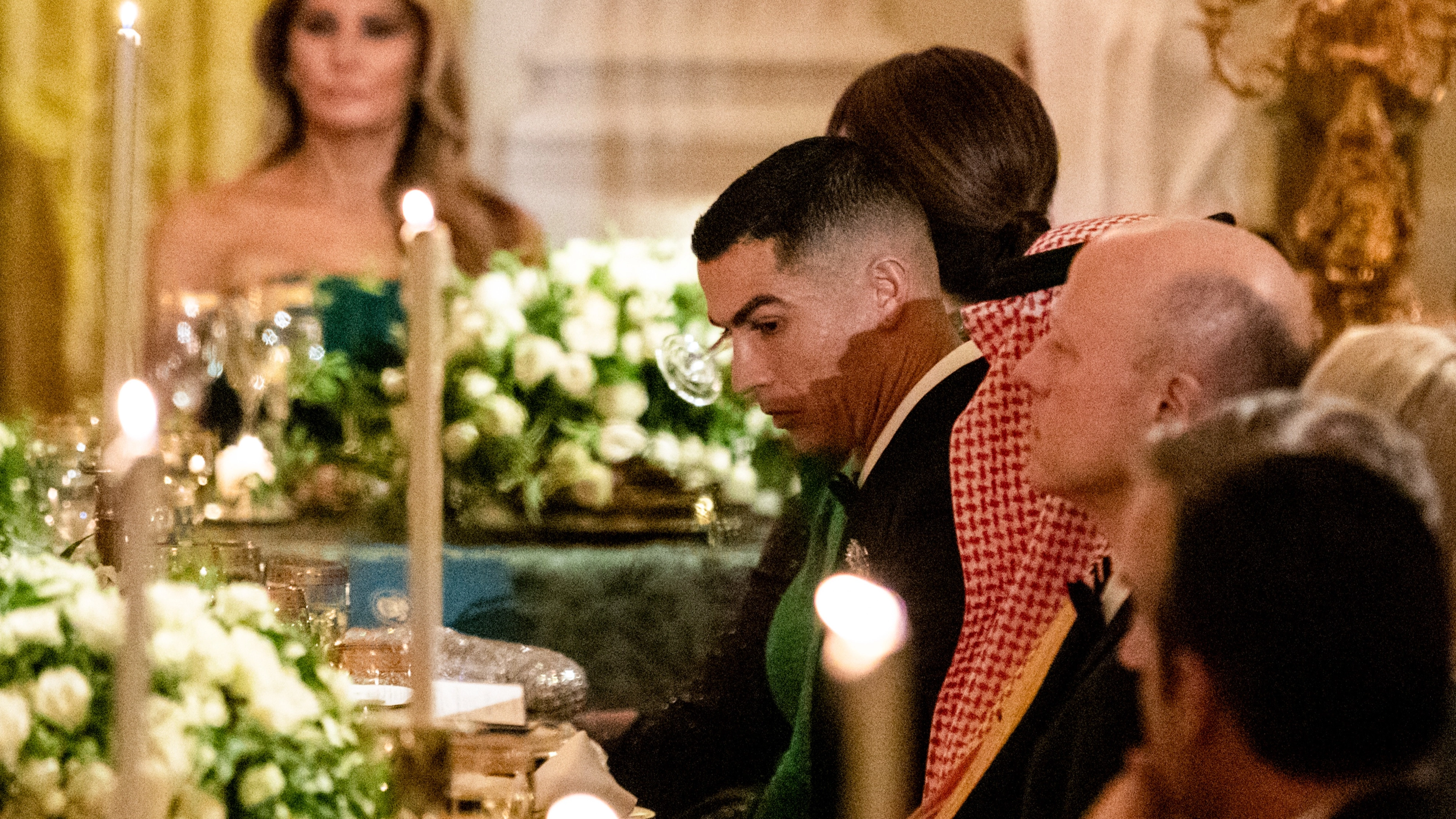 Body Language Expert Reveals Cristiano Ronaldo's 'True Feelings' at Trump Event