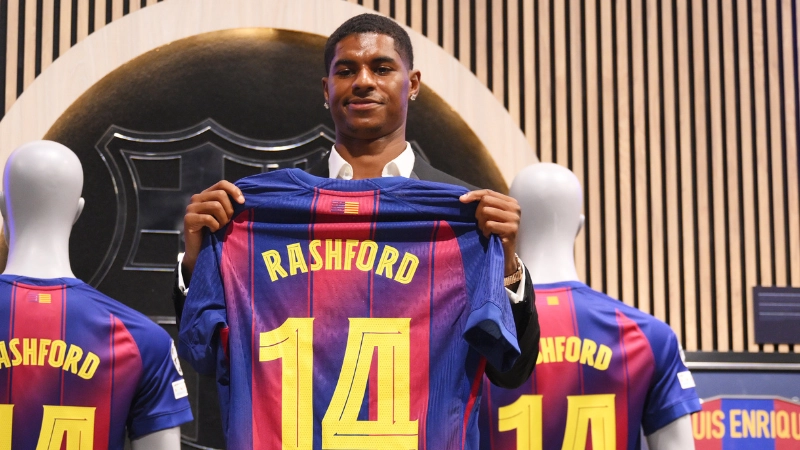 Barcelona star could leave after Marcus Rashford signing amid fears he'll be 'phased out' by Hansi Flick