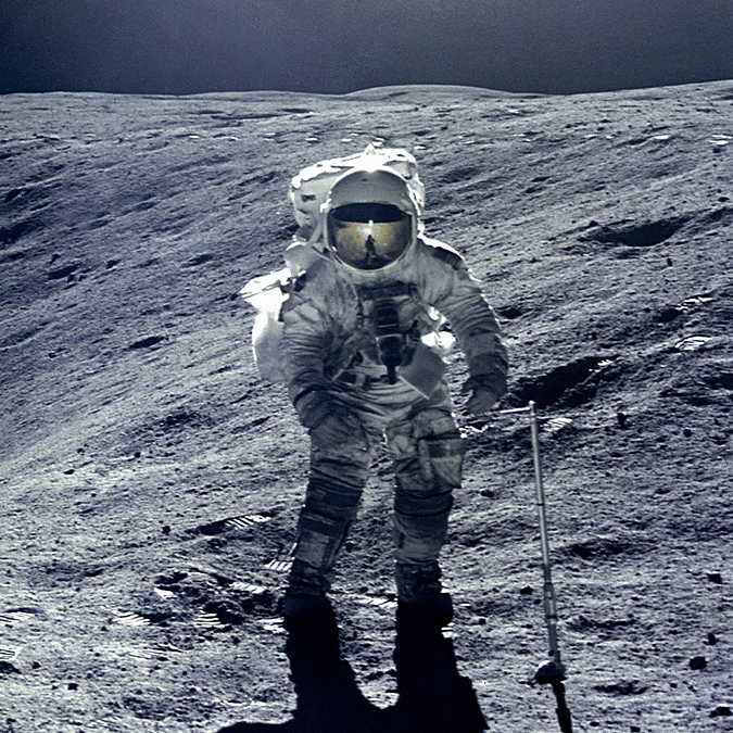 NASA delivers 11,000,000lbs rocket ready for history-making Moon mission