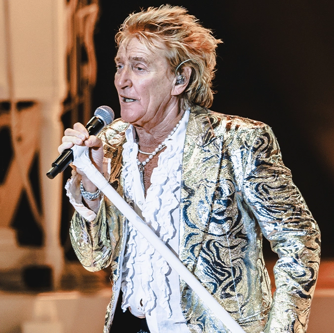 Rod Stewart slammed for 'poor taste' AI Ozzy Osbourne used during tour