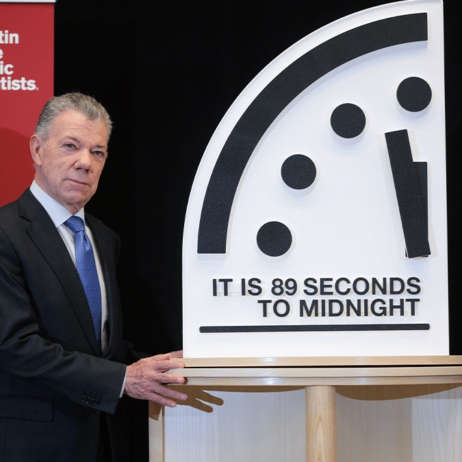 Disturbing simulation shows everything that will happen when the Doomsday Clock hits midnight