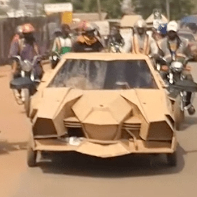 People mind-blown after 18-year-old creates $116,000,000 Lamborghini out of cardboard