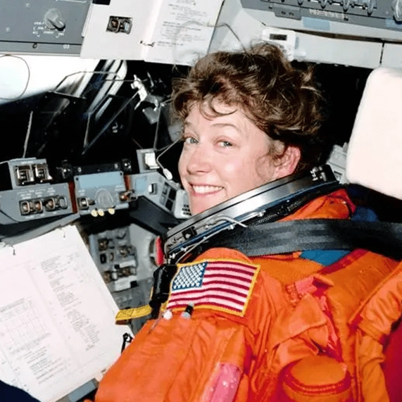 Major study claims female astronauts are 'better' in space than men
