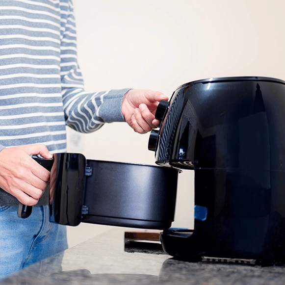 Food expert issues warning to avoid cooking certain 'dangerous' food in air fryer