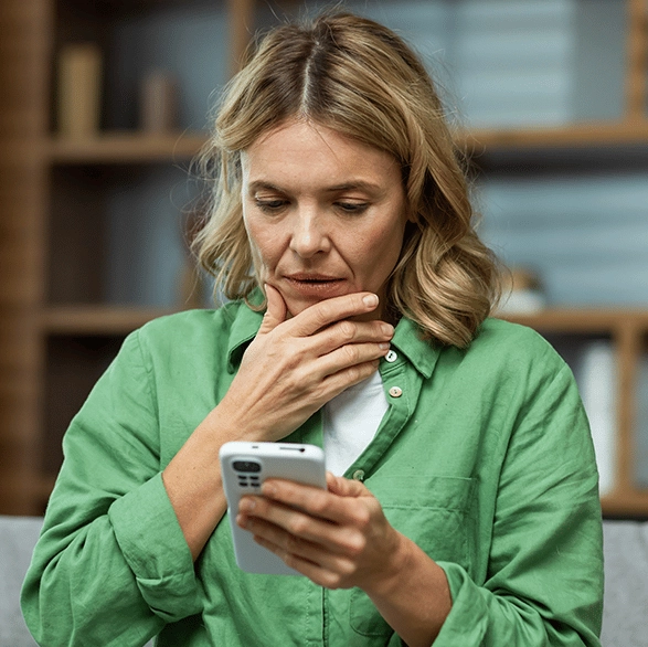 Reddit user shares ridiculous scam texts received weeks after their phone was stolen and it's left people stunned