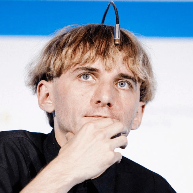 World's first 'human cyborg' was implanted with an antenna in 2004 and you've probably never heard of him