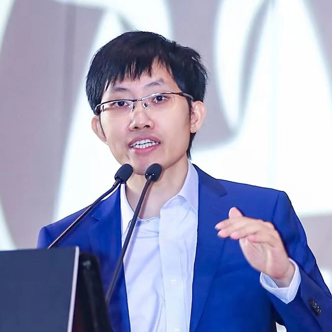 Mysterious DeepSeek founder spotted in public for first time since company wiped $1,000,000,000,000 off stocks