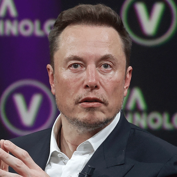Elon Musk's golden rule for investments resurfaces as he becomes world's first person with $400,000,000,000
