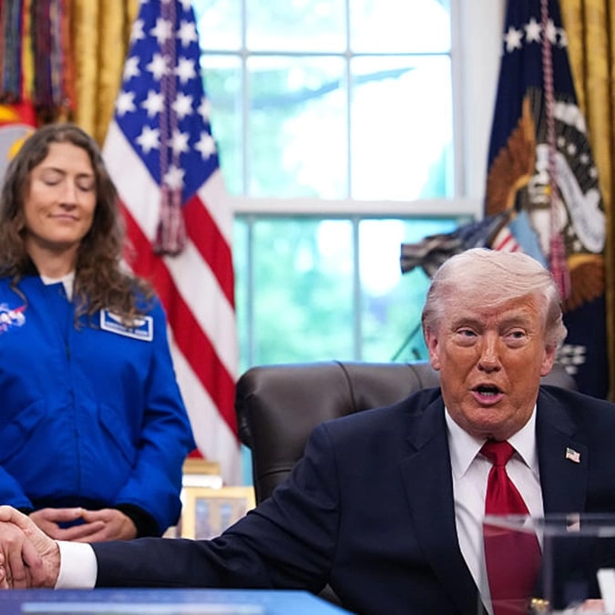 Trump makes savage comment about NASA chief's appearance in bizarre clip