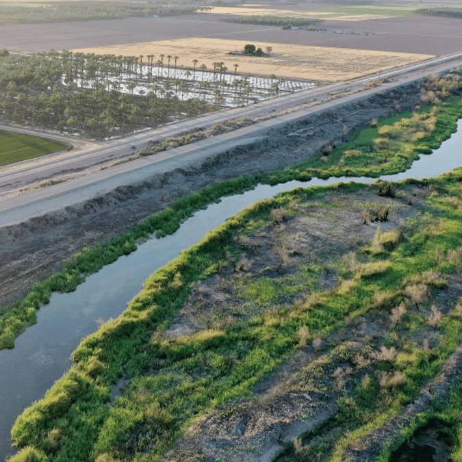 Residents of Arizona town forced to dig underground as they sink more than two inches every year