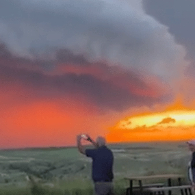 Rare footage of 'doomsday' supercell thunderstorm goes viral