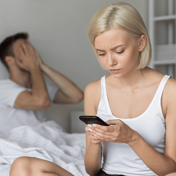 Health experts warn over the dangers of phubbing in your relationship