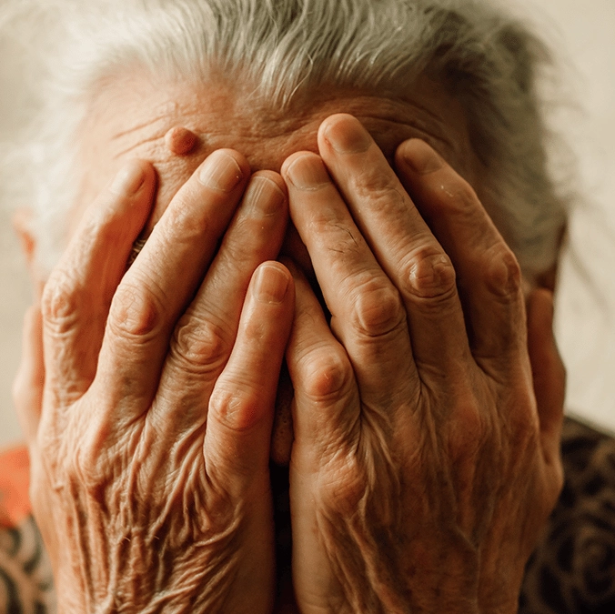 Scientists warn this facial feature could be an early warning sign of dementia