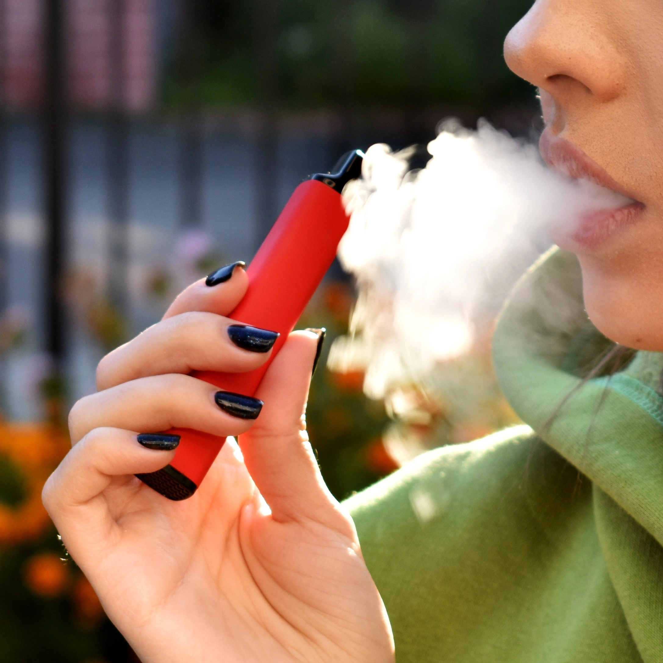 New study links vaping to lung and oral cancer in first investigation of its kind