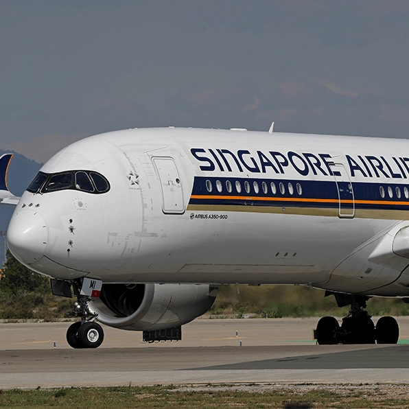 One dead as London-Singapore flight hit by turbulence