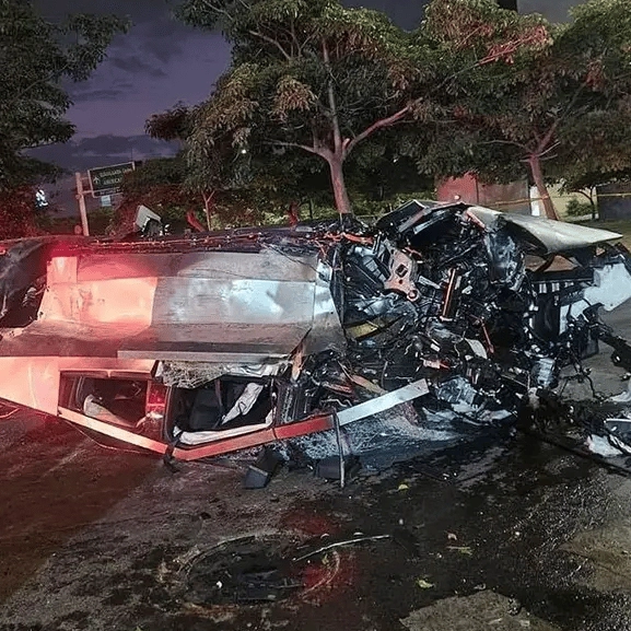 Shocking photos of completely wrecked Tesla Cybertruck after crash prove ‘just how safe’ the vehicle is