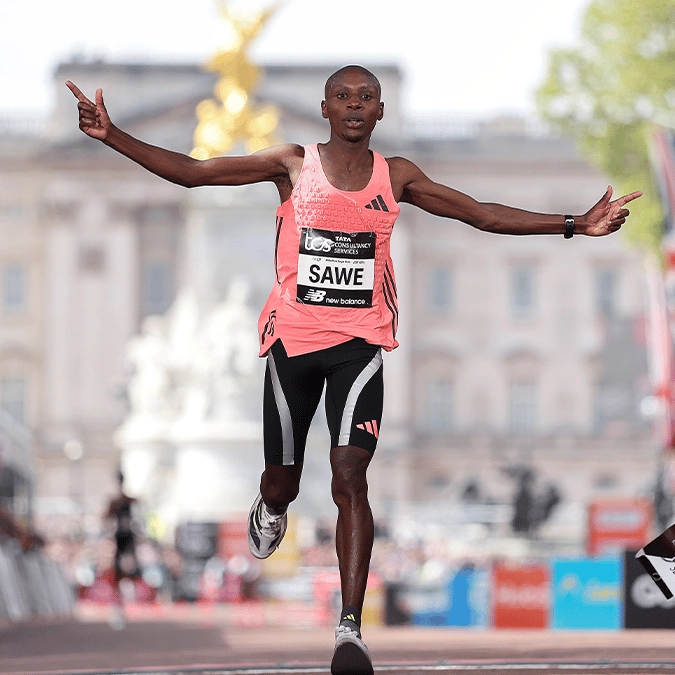 Insane impact running 26 miles actually has on your body as marathon runner breaks world record