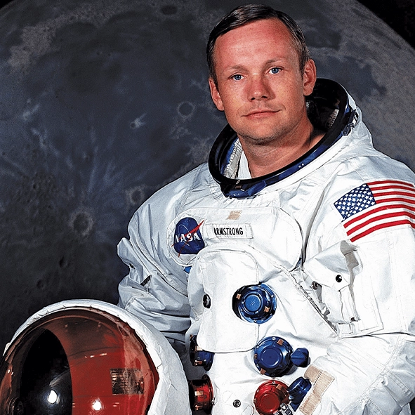 Conspiracy theory behind why there are hardly any photos of Neil Armstrong on the moon