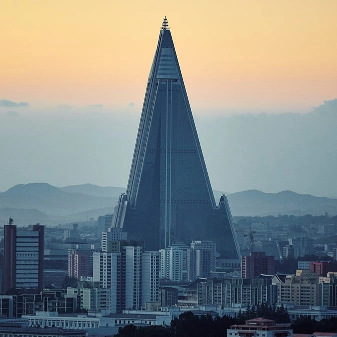 $750,000,000 'hotel of doom' that's never had a single guest stay over is now looking for new investment to open
