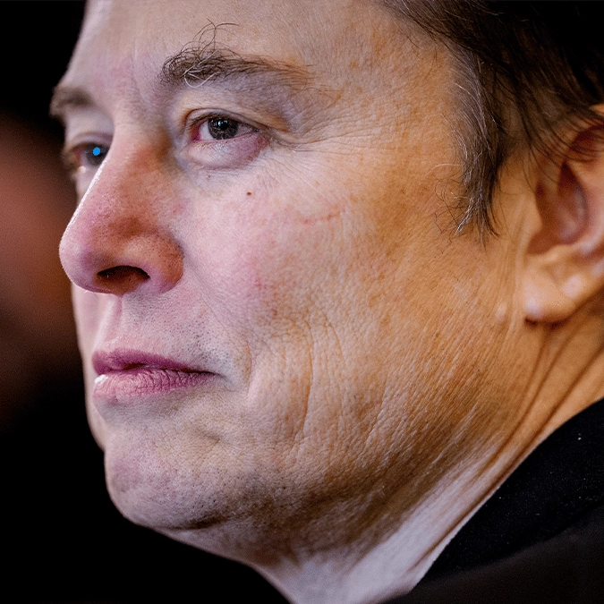 Trump offers Elon Musk $1,000,000,000 gift amid 'largest cut to NASA's budget in history'