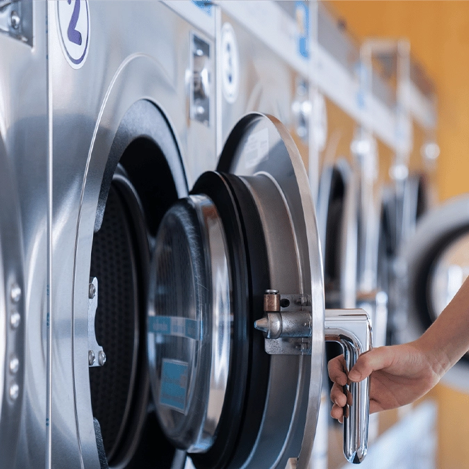 Man who bought laundromat for $15,000 shares exactly how much money business made him in 3 days