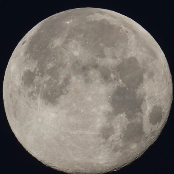 People are just realizing that the moon looks different in other countries