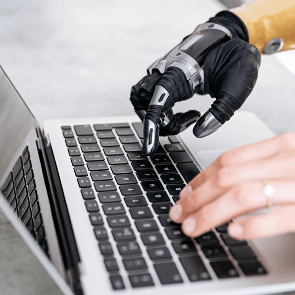 Man whose hand was crushed by meat grinder gets 3D-printed bionic fingers