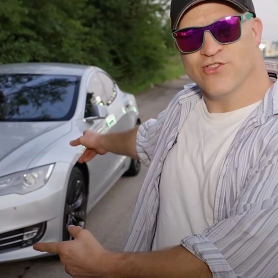 Man did the unthinkable after Tesla ran out of battery miles from home and he was unable to access a charger