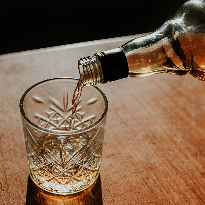 New study uncovers worrying way excessive drinking for 35 years impacts your brain